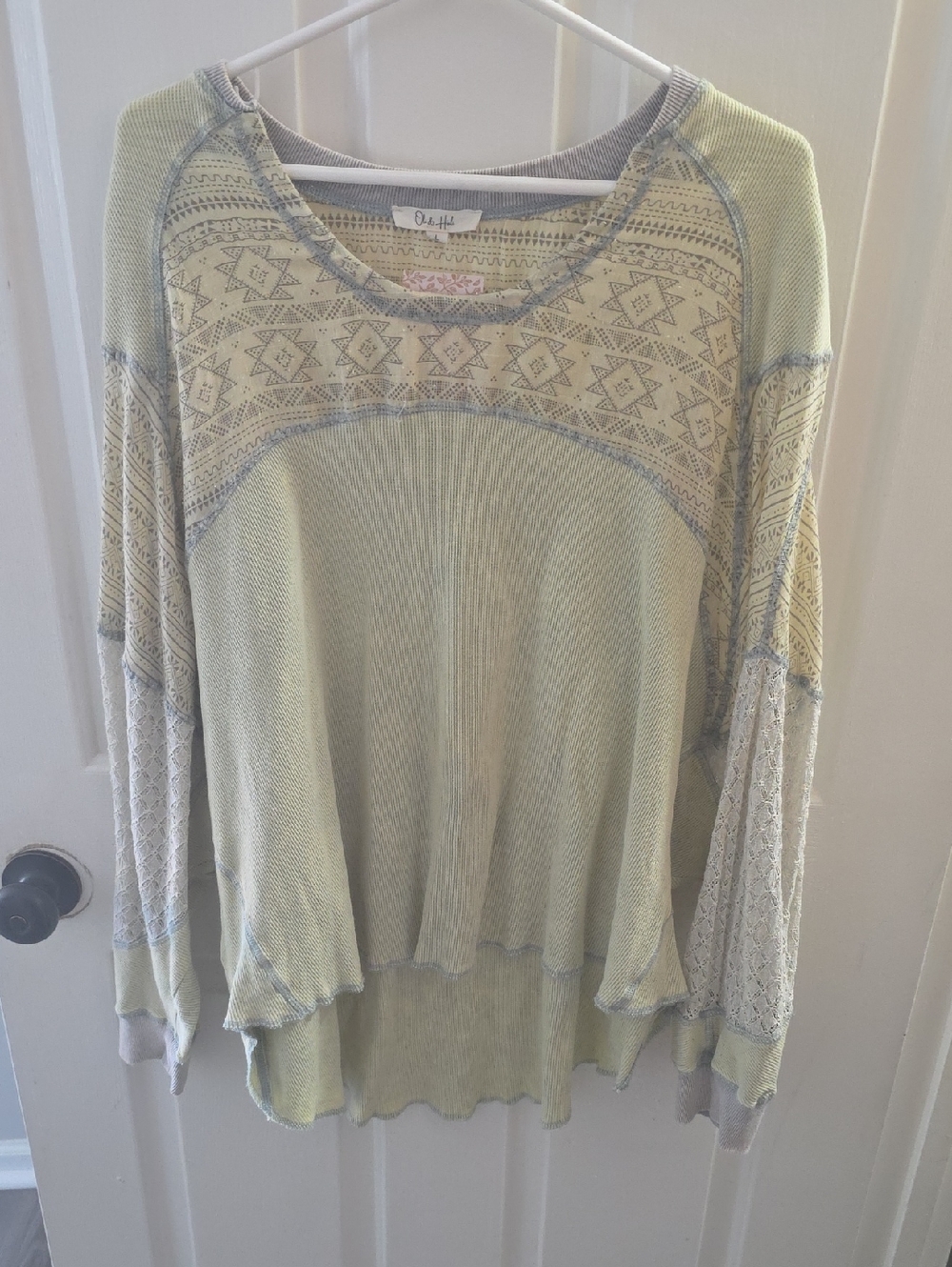 Oli & Hali Pale Yellow and Light Gray Knit Pullover